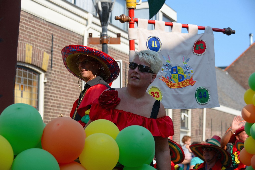 ../Images/Zomercarnaval Noordwijkerhout 189.jpg